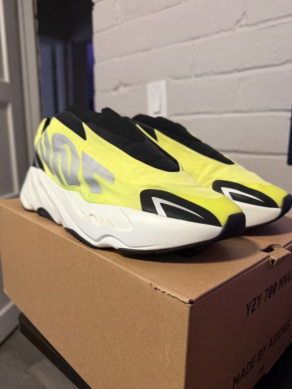 adidas YZY 700 MNVN Phospho Neon Yellow Box Label